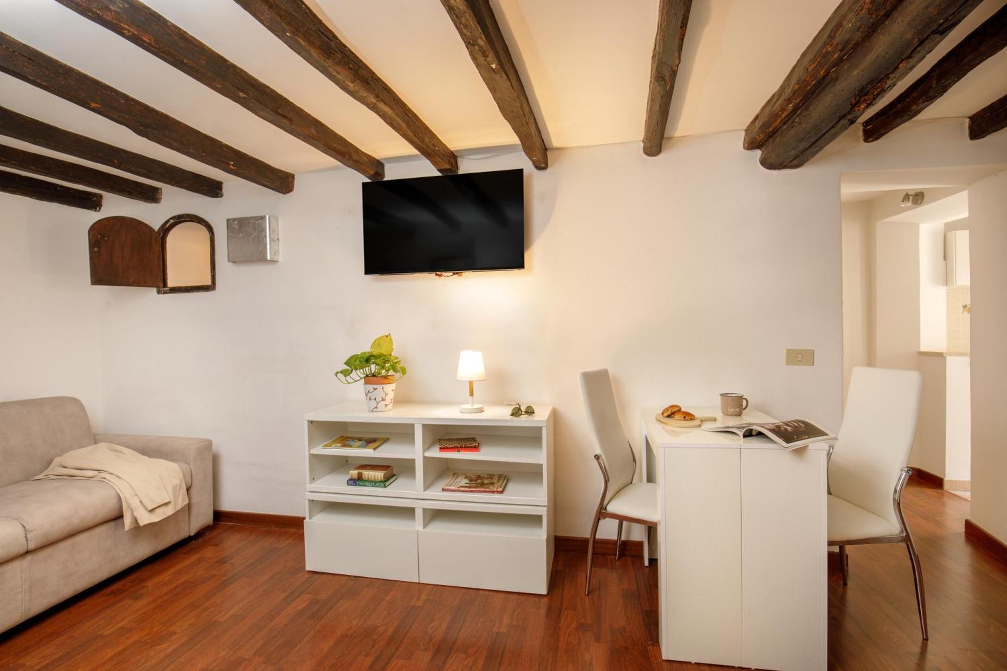 The Right Place 4u Monserrato Apartment Rom